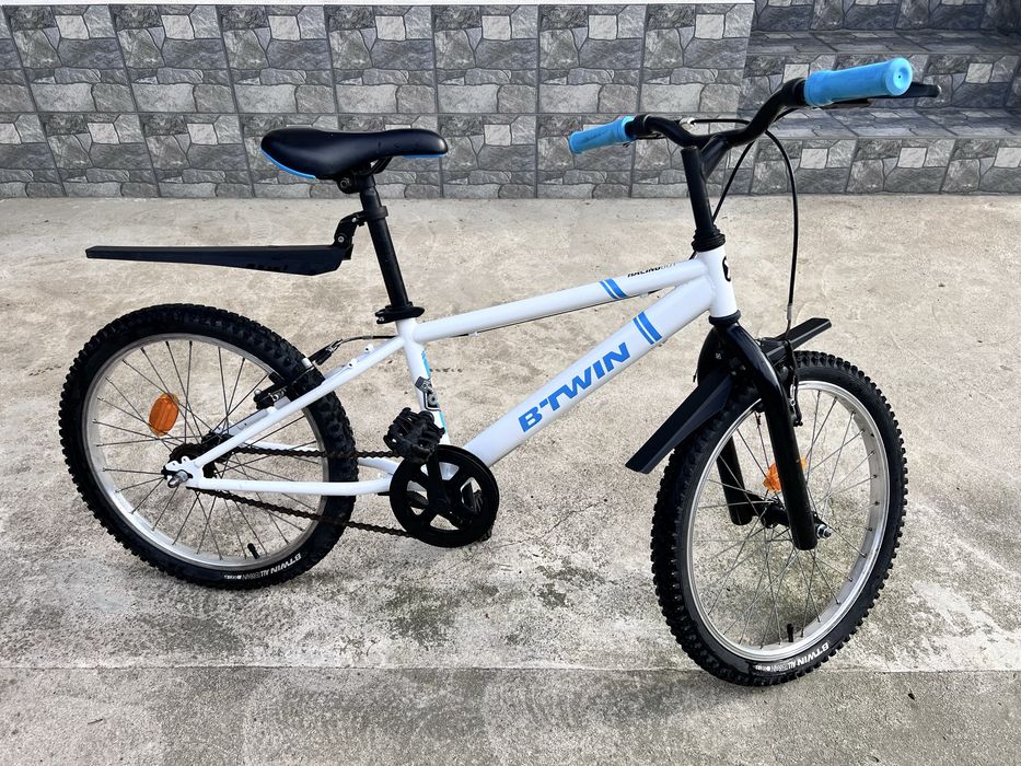 Bicicletă B’TWIN 20” copii – stare foarte bună