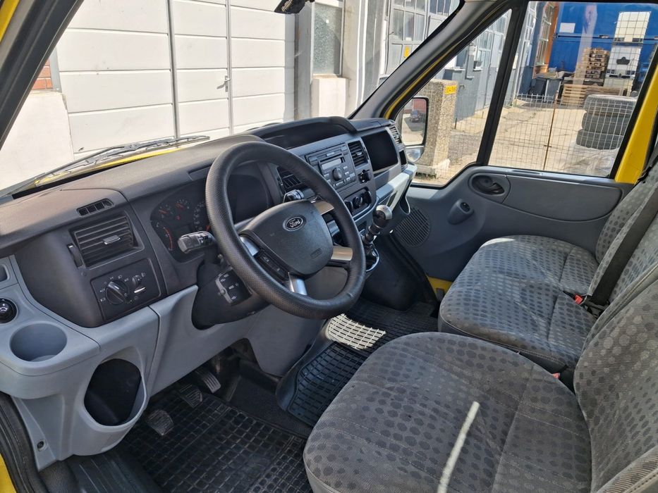 Ford Transit 2012