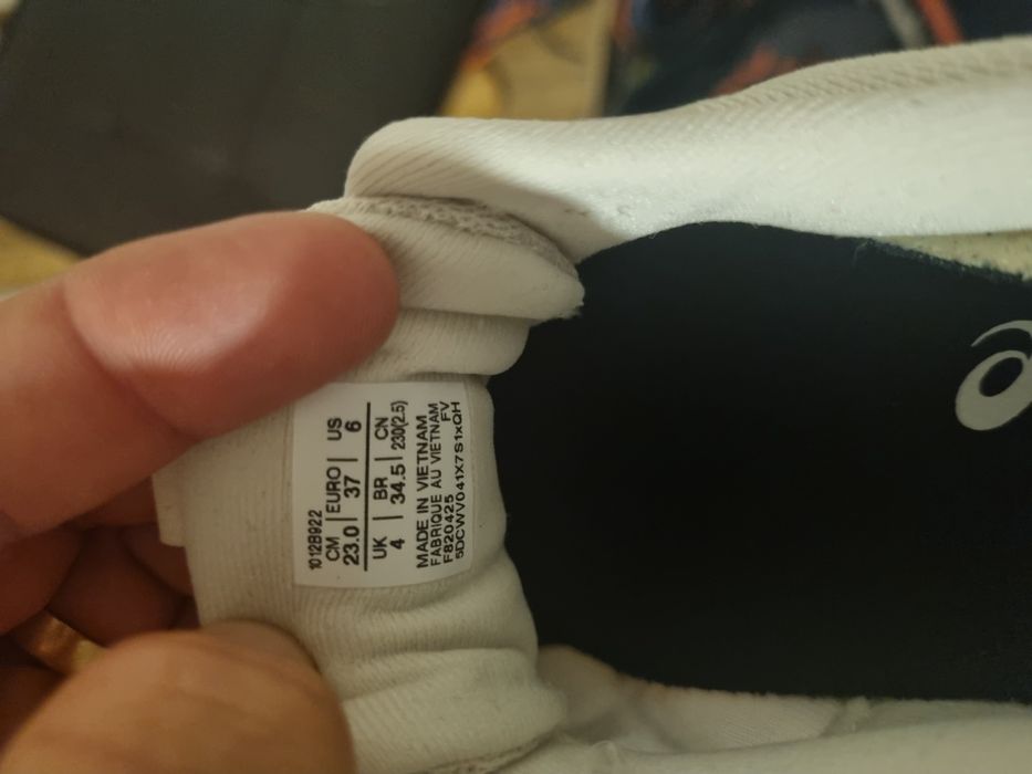 Asics profesional alergare