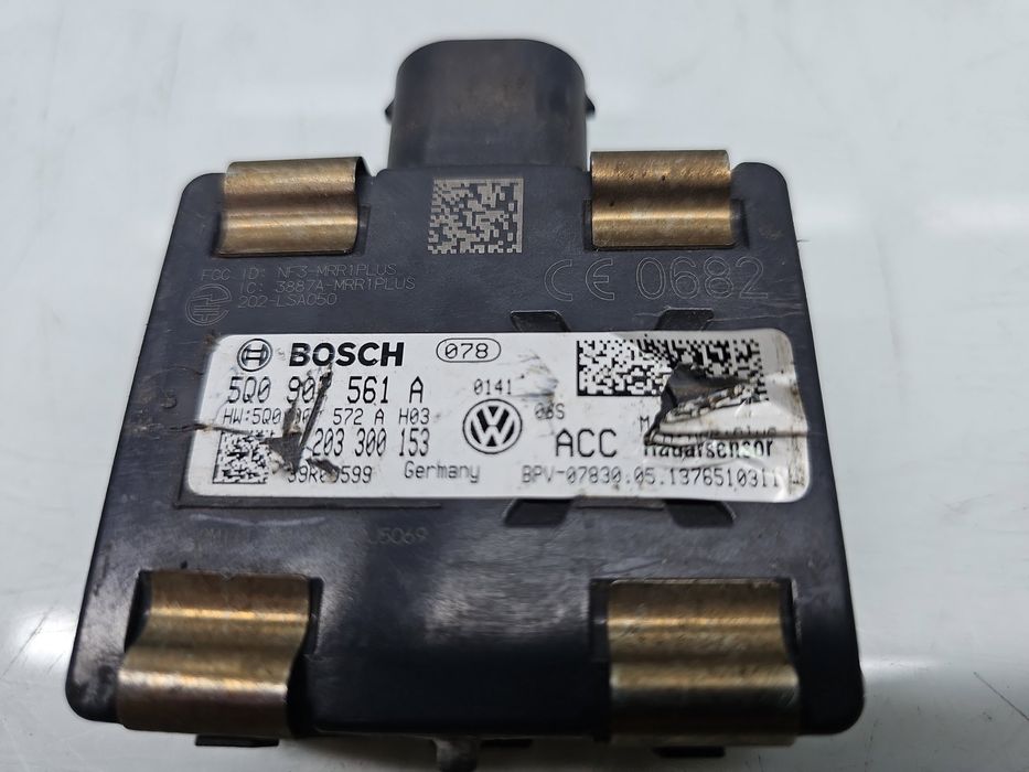 Senzor radar distronic Volkswagen Golf 7 (5G) [Fabr 2014-prezent] 5Q09