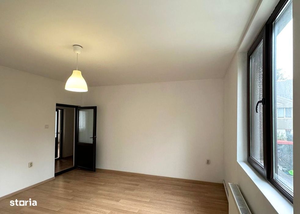 Inchiriere casă complet renovată cu 4 camere  Băneasa, Sector 1