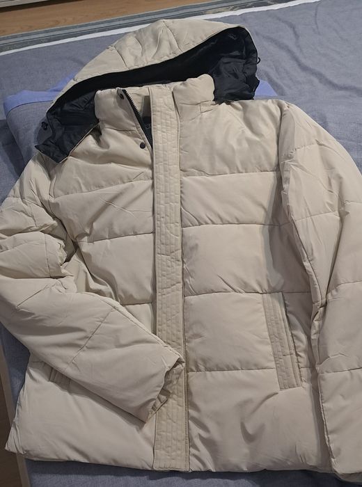 Продавам Якета нови