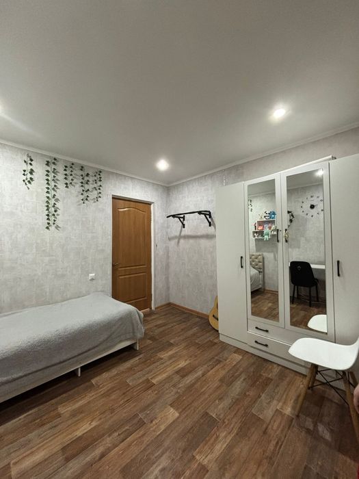 Продам 3 комнатную квартиру