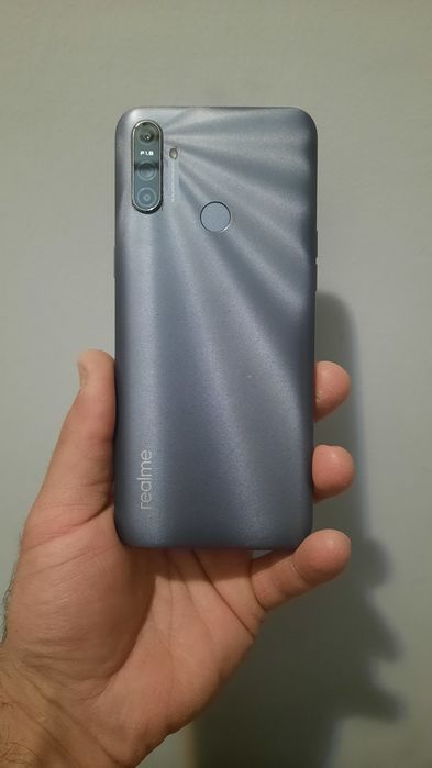 Продам realme отличном состояние