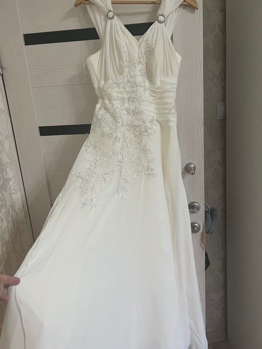 Свадебные платья