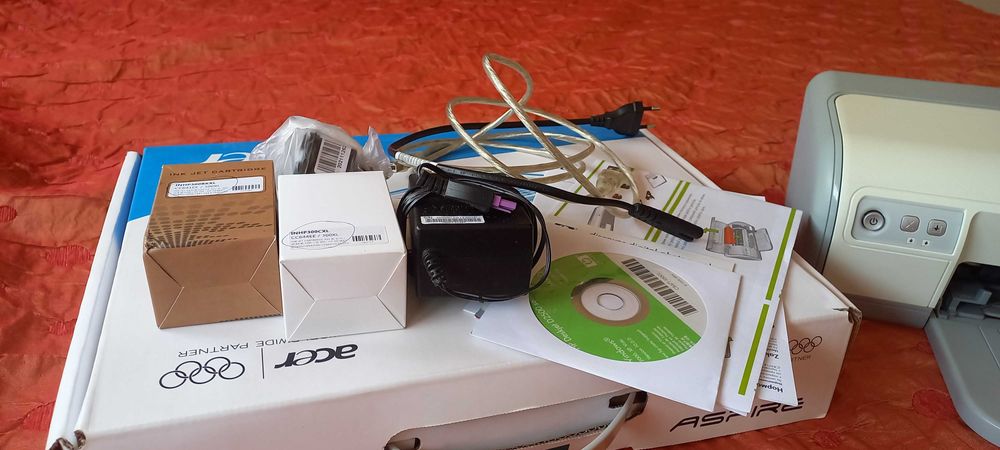 принтер HP Deskjet D2560