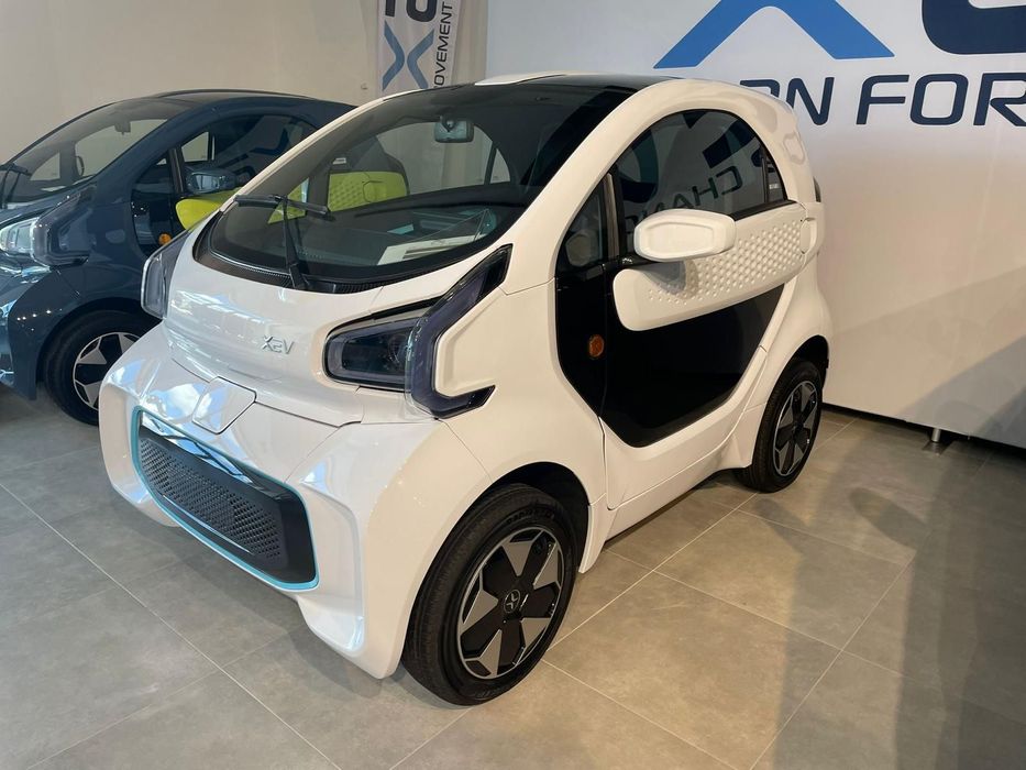 Xev Yoyo XEV YOYO Model Year 2023/  Garantie 3 ani/ Culori alb si negru