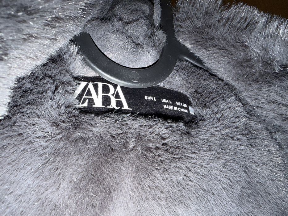 Нова цена !!  Дамско пухено яке Zara