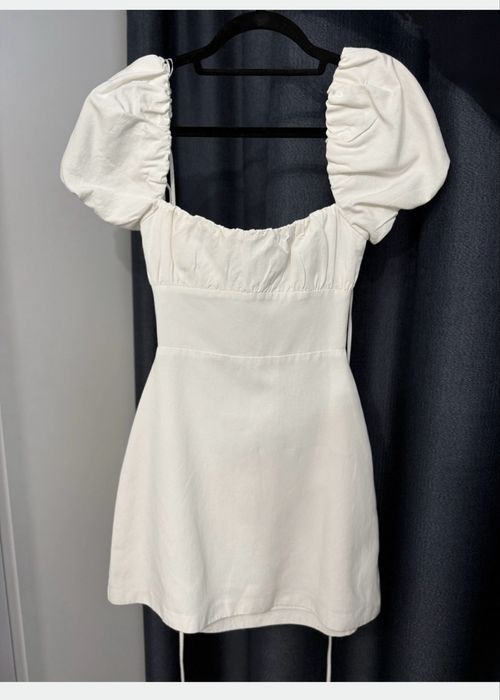 Дамска къса рокля на Зара