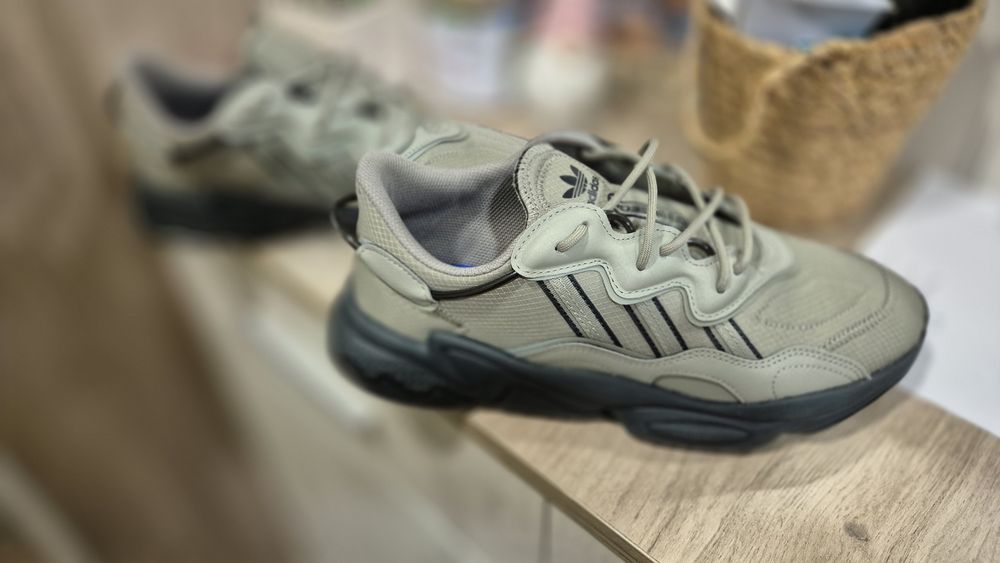 Маратонки ADIDAS