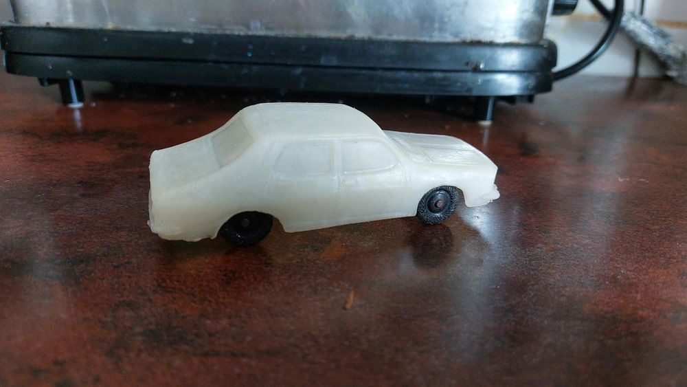 Jucărie Dacia 1300 seria 3 lei