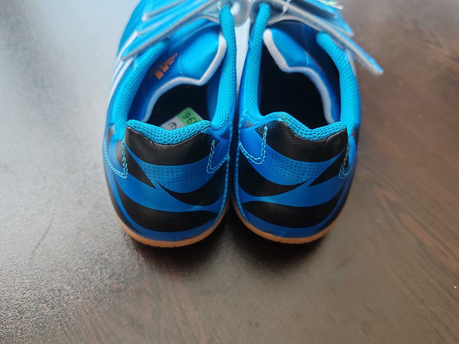 Футболни обувки ADIDAS 11 QUESTRA IN  40 номер