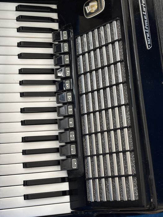Acordeon Weltmeister Stella 96 basi NOS