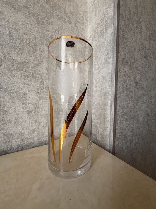 Ваза для цветов, высокая