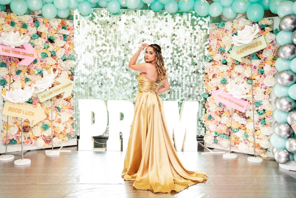 Зашеметяваща бална рокля