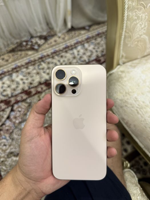 Iphone 16 pro max desert