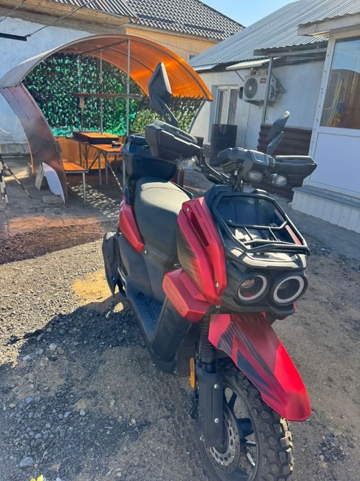 Скутер TANK PRO.