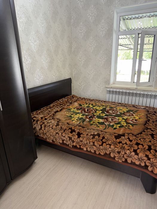 Продам спальный гарнитур в отличном состояние