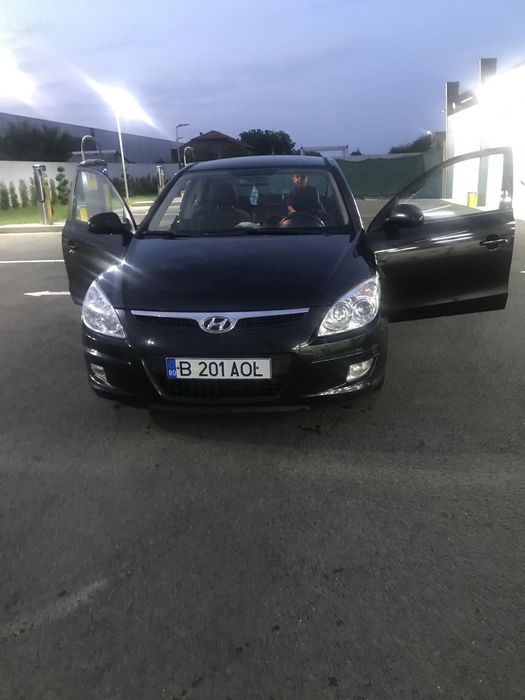 Vând sau schimb Hyunday i 30