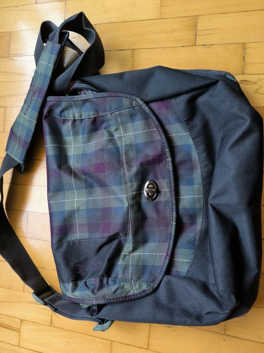 чанта за лаптоп Dakine