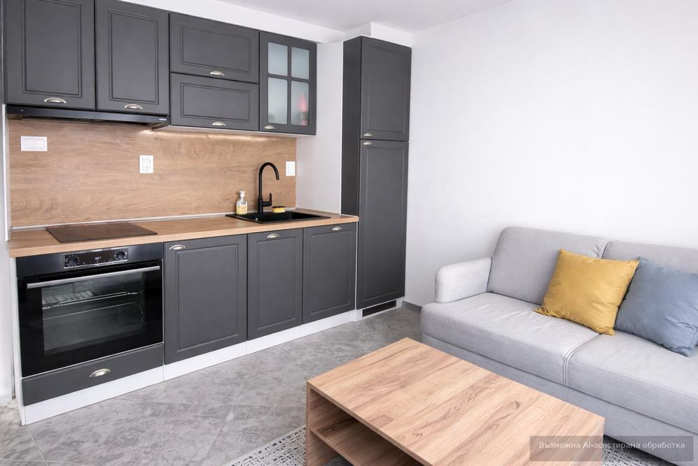 Двустаен апартамент под наем в Център