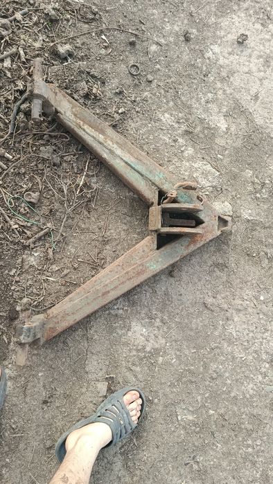 Продам треугольник на трактор