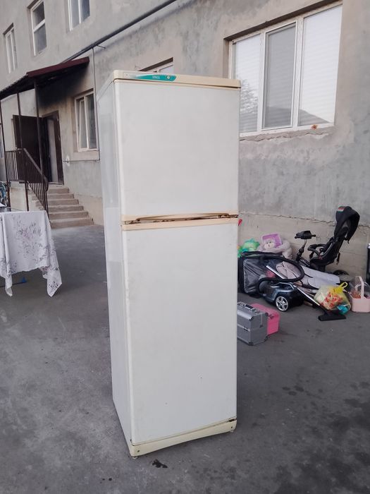 Продам холодилник