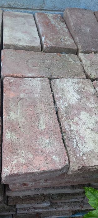 Cărămidă veche din demolari