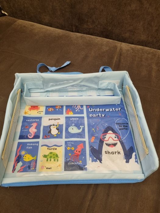 Столик для автокресла