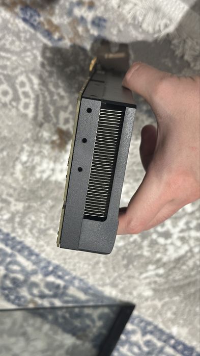 Продается видеокарта Zotac gxt 1070ti