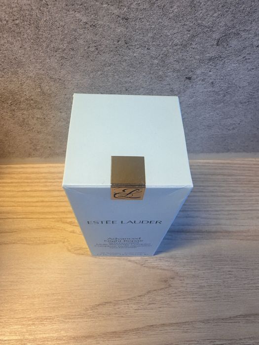 Ser  Estee Lauder