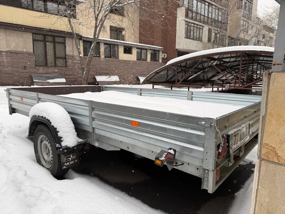 Прицеп автомобильный