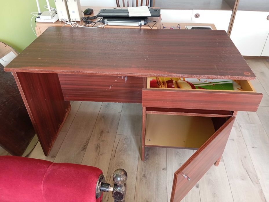 Продава бюро 118/58/72 см