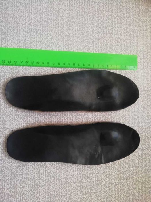 Стельки ортопедические взрослые и детские.