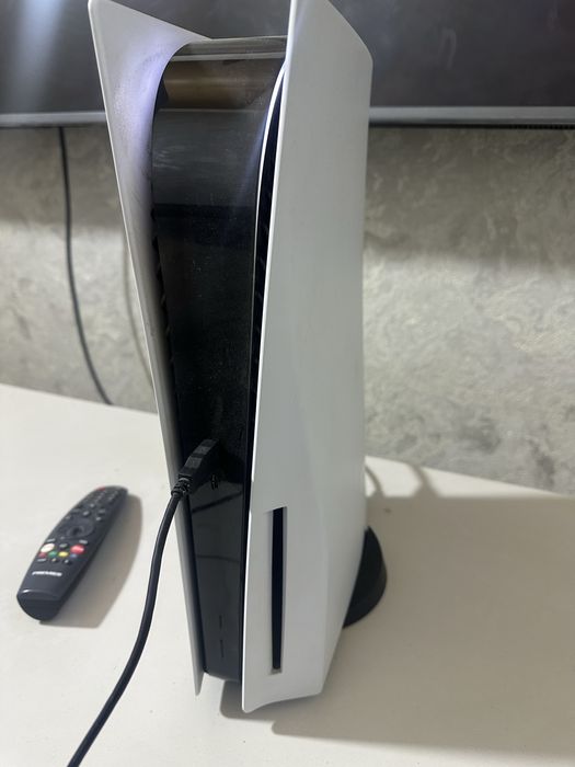 Playstation ps5 1 Tb vzlom diskovodli