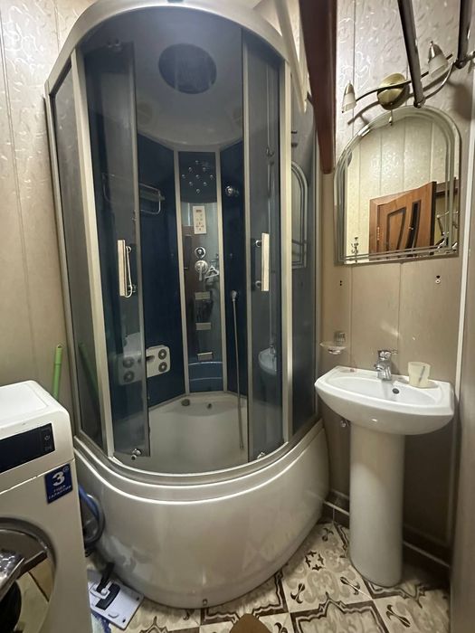 Arenda kvartira Yashnabod tumani Kadishva bozor yaqinda 2x Muljal ATS