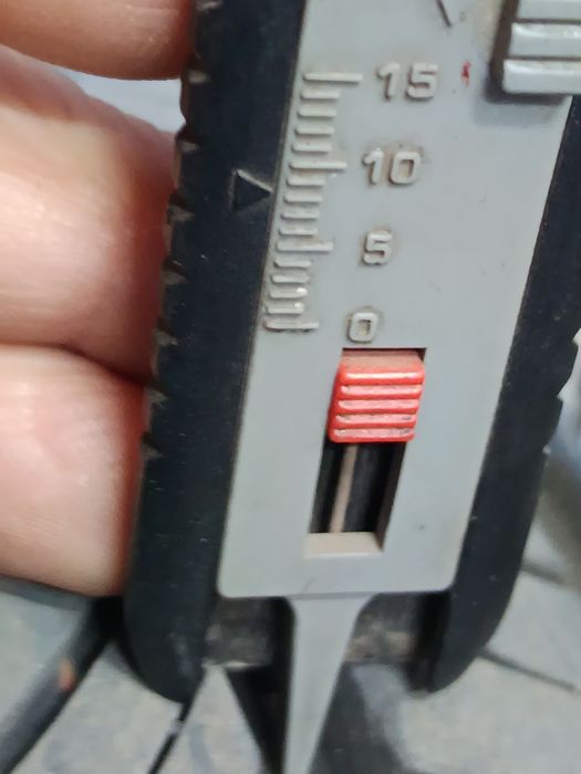 225/65/17 102V Kumho