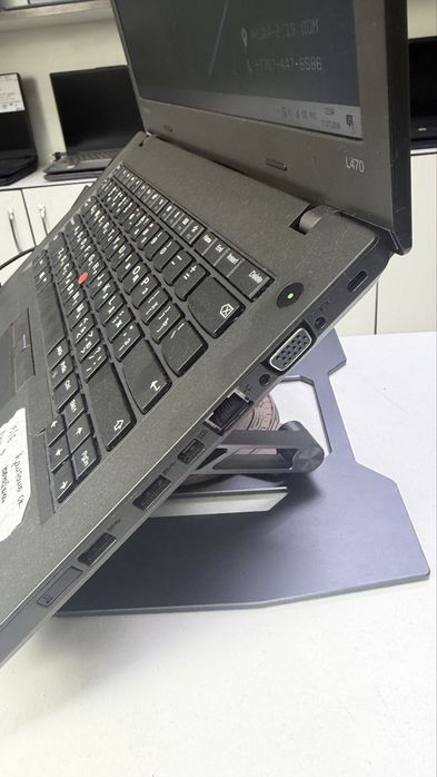 Ноутбук легендарный модель ThinkPad /i5-6300U / Ram8 / Ssd256 /