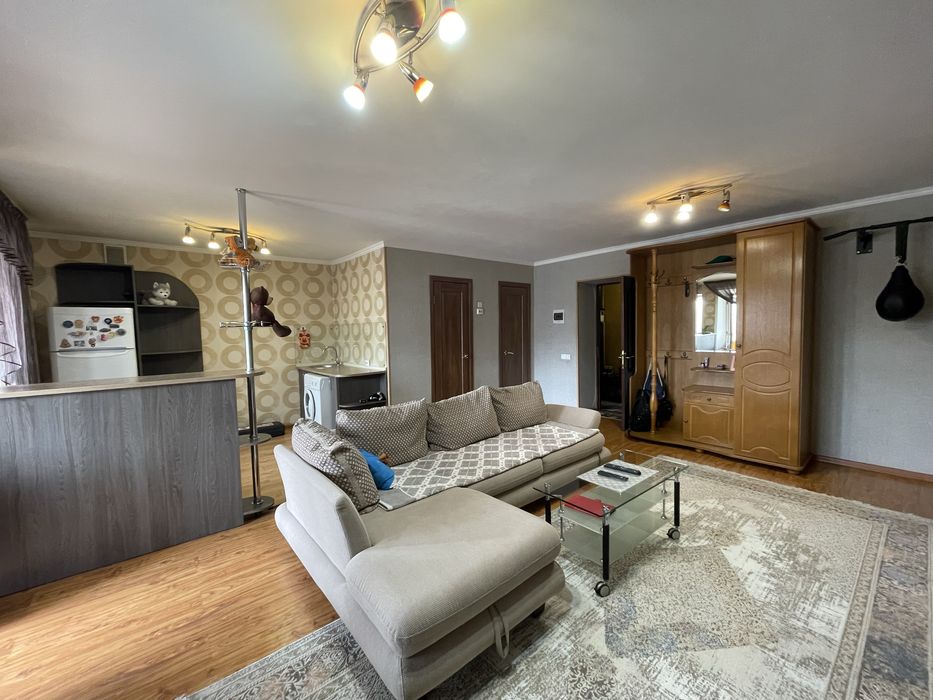 Продается 2х ком. квартира, р-н Стрелки