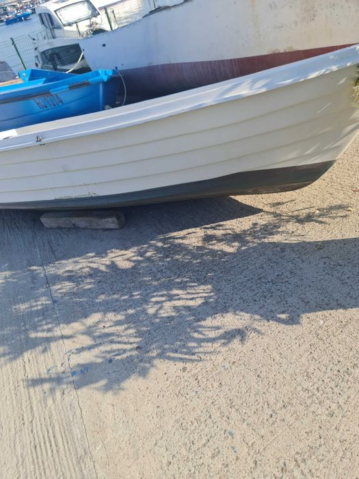 Продавам Лодка ял4 395см