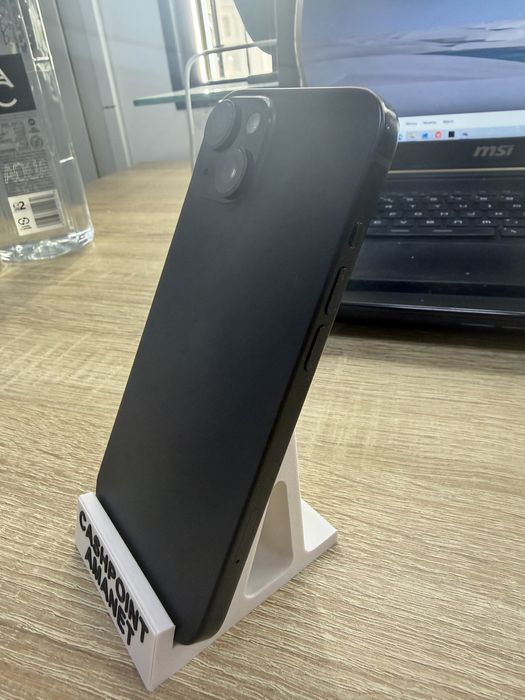 Vând iPhone 15, 128 GB