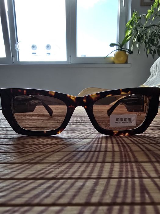 Дамски слънчеви очила Miu Miu MU 09WS (Tortoise / Brown)