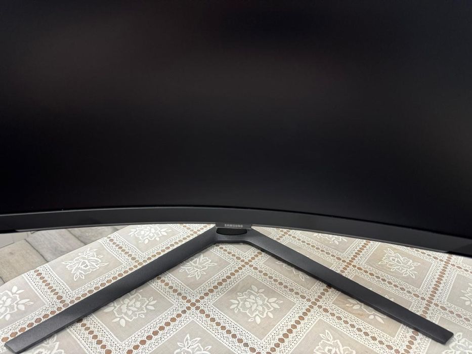 Продам игровой монитор Samsung odyssey neo G8