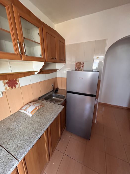 Inchiriez apartament 2 camere semidecomandat, Inel  2 , mobilat ,