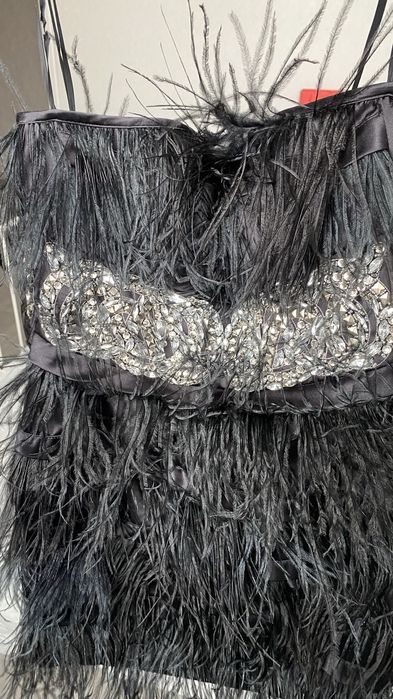 Пролам платье-мини с перьями, б/у