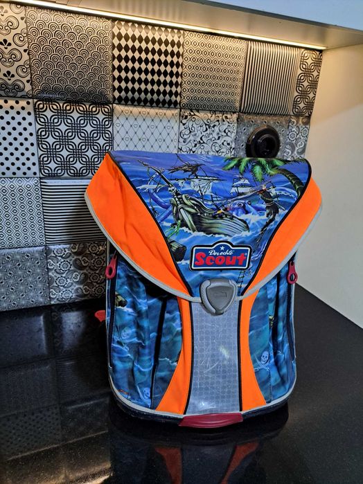 SCAUT Ученическа чанта.