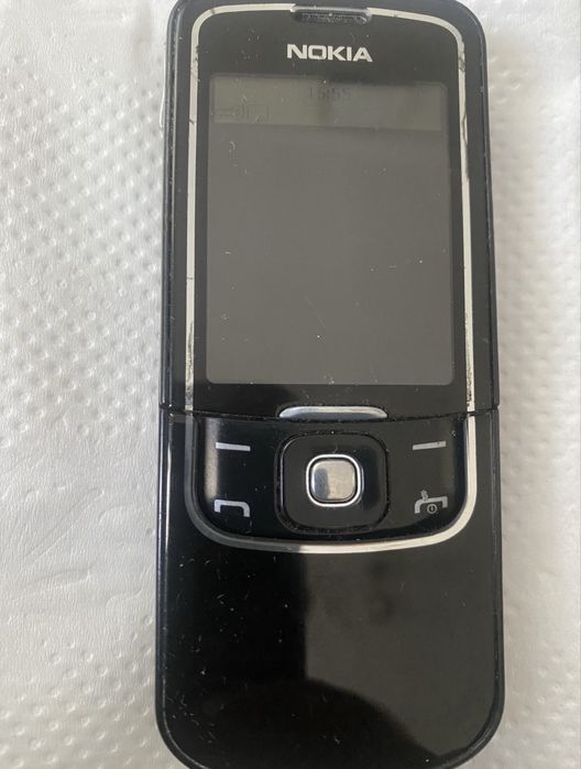 NOKIA 8600 nokia