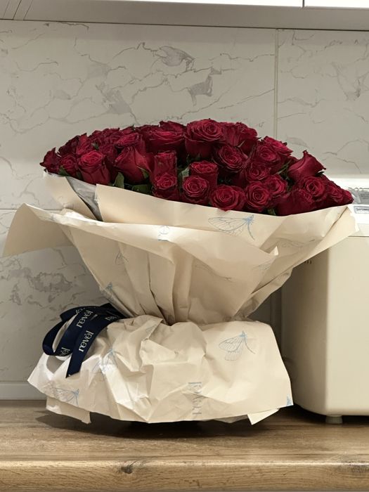 Гүл сатылады роза