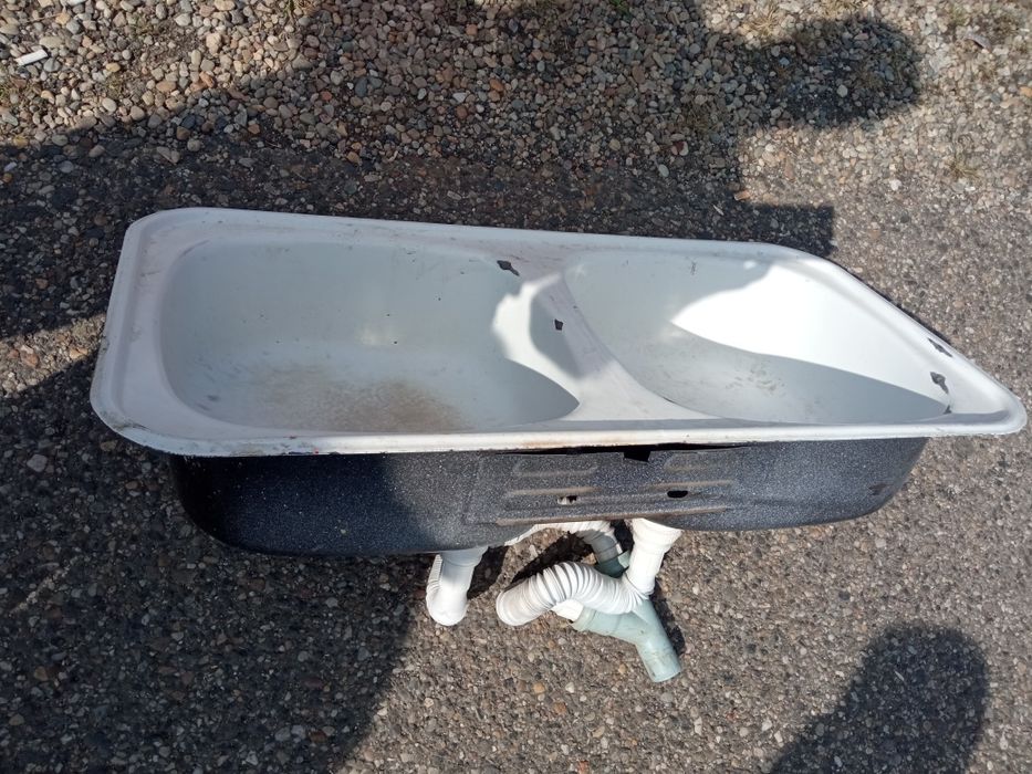 Chiuveta tablă dublă , stare buna