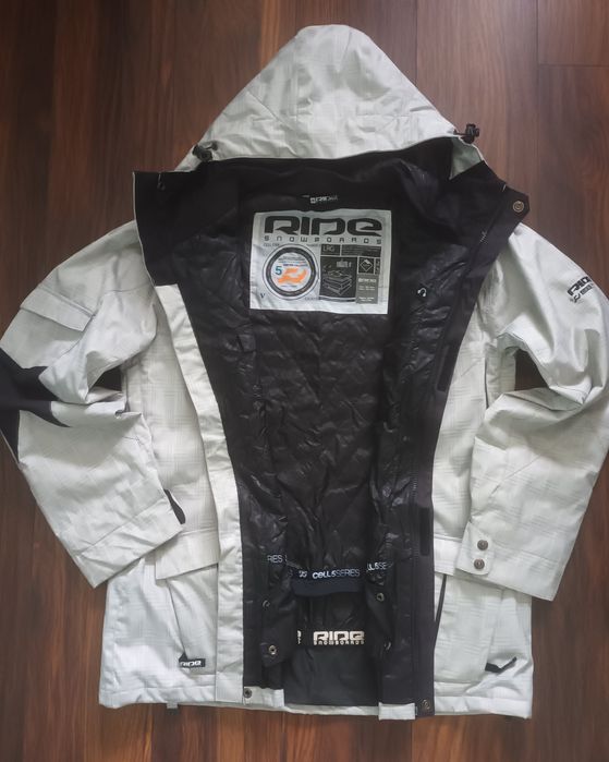 Ride snowboards, Cell 5 series зимно яке